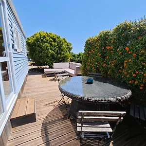 https://casa-azul-tiny-house-with-fantastic-view.hotelaalgarve.com