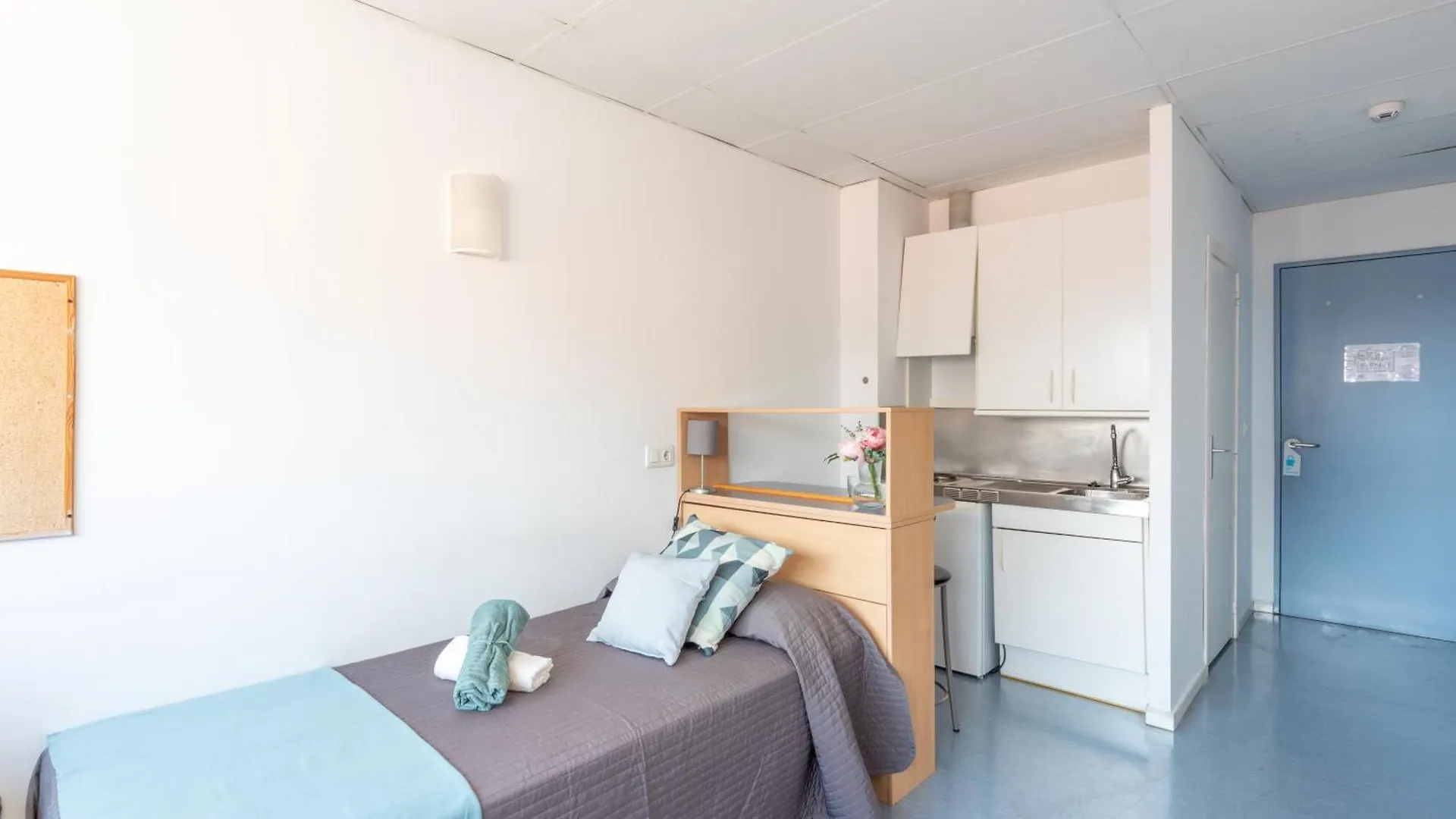 Residencia Universitaria Resa Lesseps Barcellona 0*,  Spagna