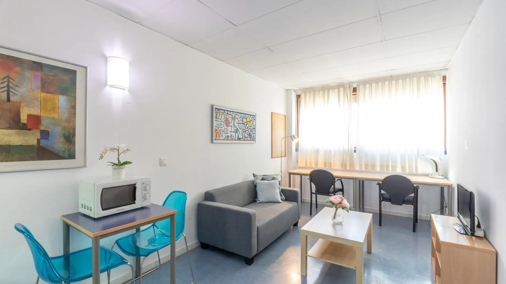 Residencia Universitaria Resa Lesseps Barcellona 0*,