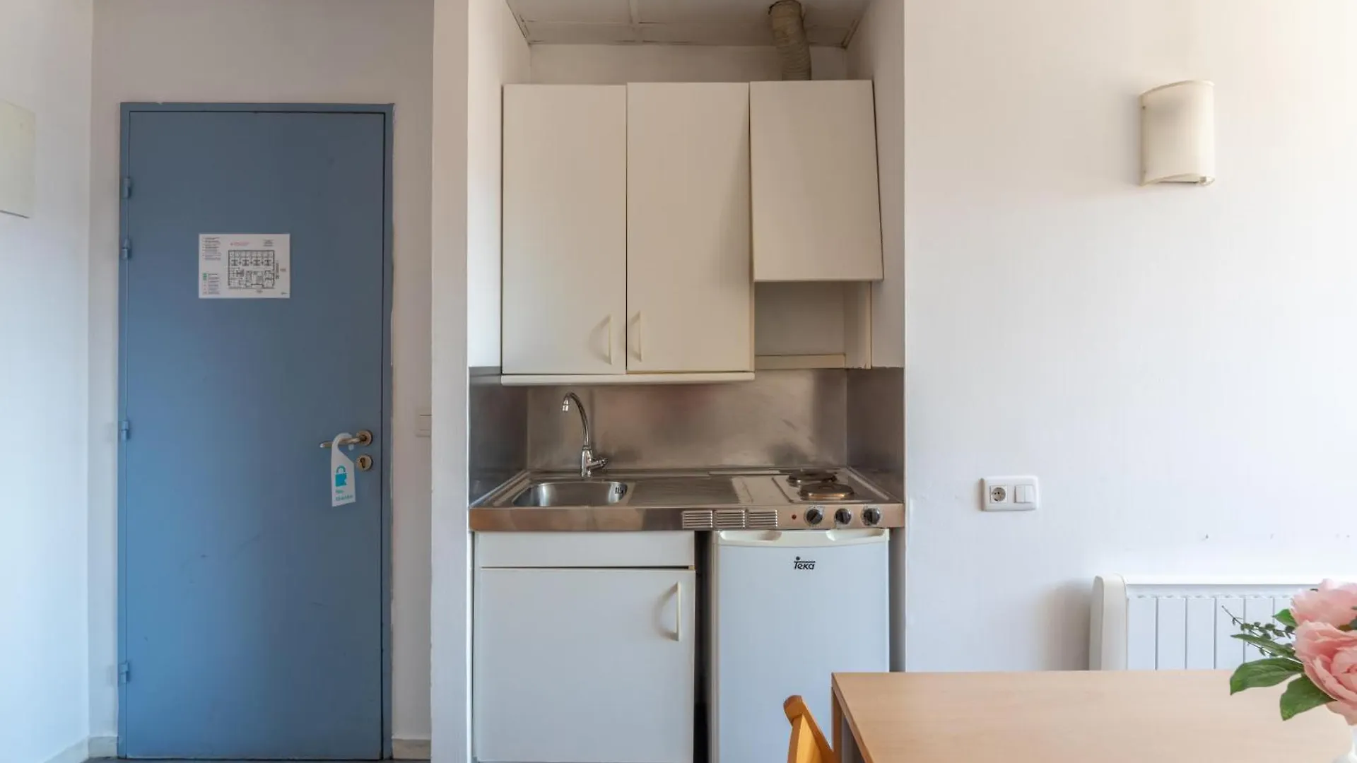 Residencia Universitaria Resa Lesseps Barcellona Appartamento