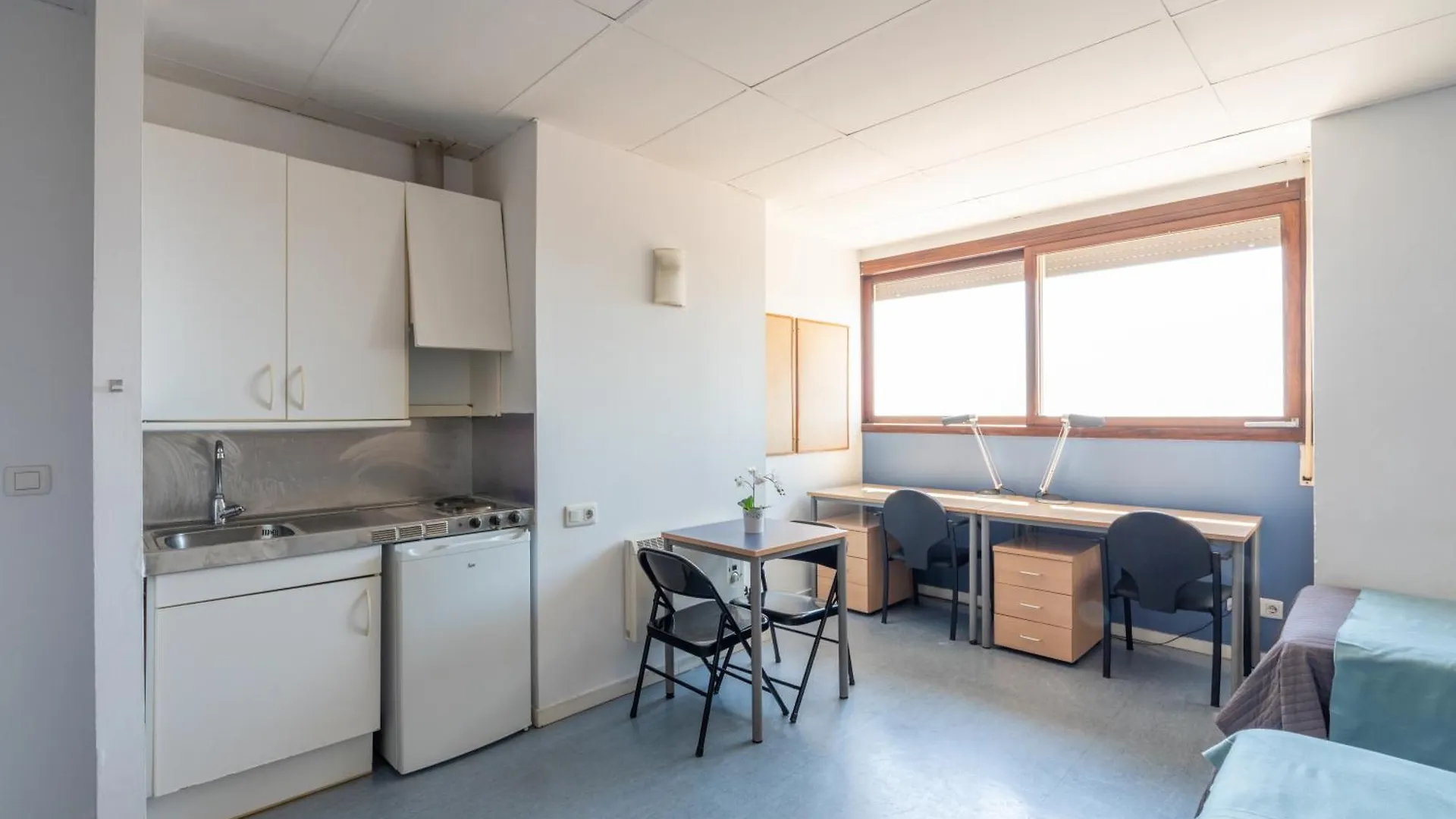 Residencia Universitaria Resa Lesseps Barcellona Appartamento