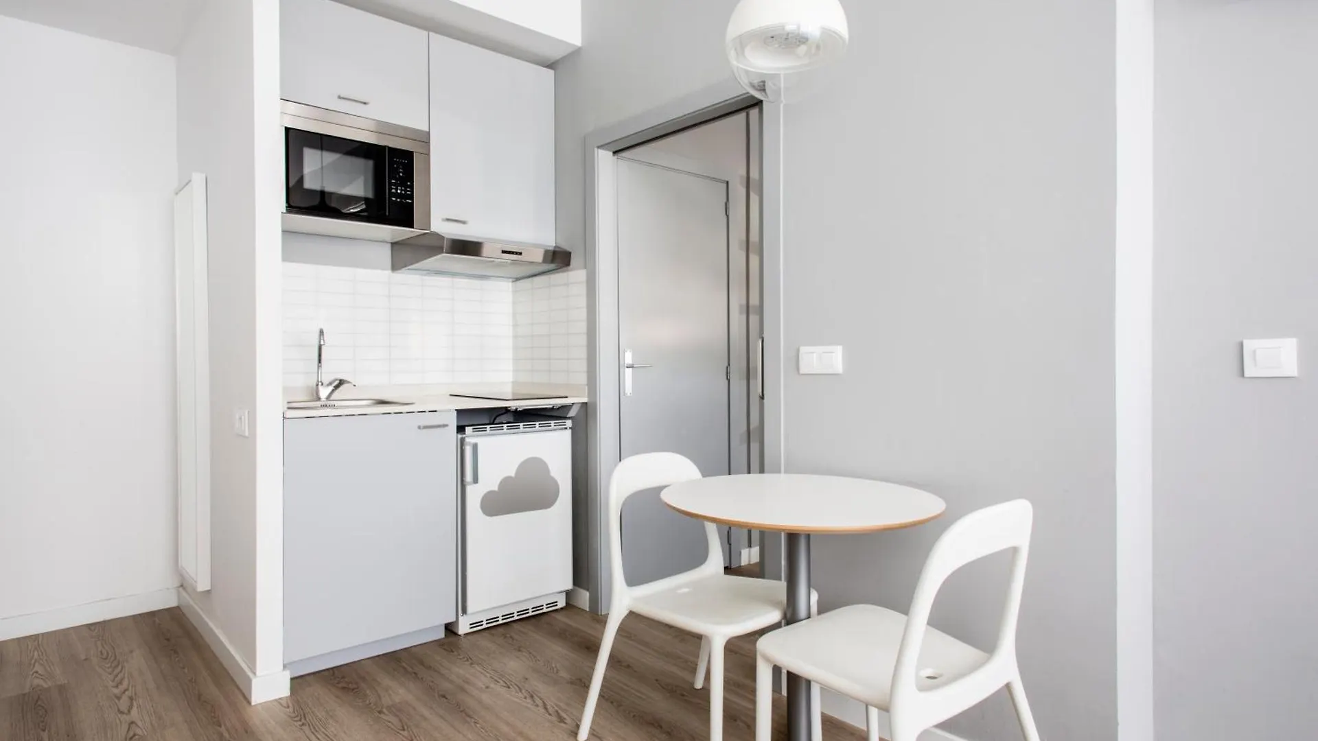 Appartamento Residencia Universitaria Resa Lesseps Barcellona Spagna