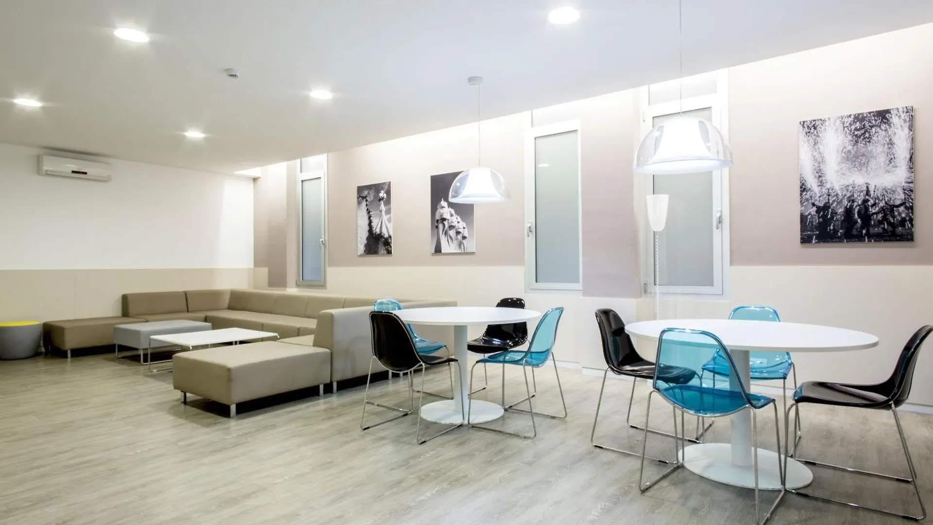 Residencia Universitaria Resa Lesseps Barcellona Appartamento